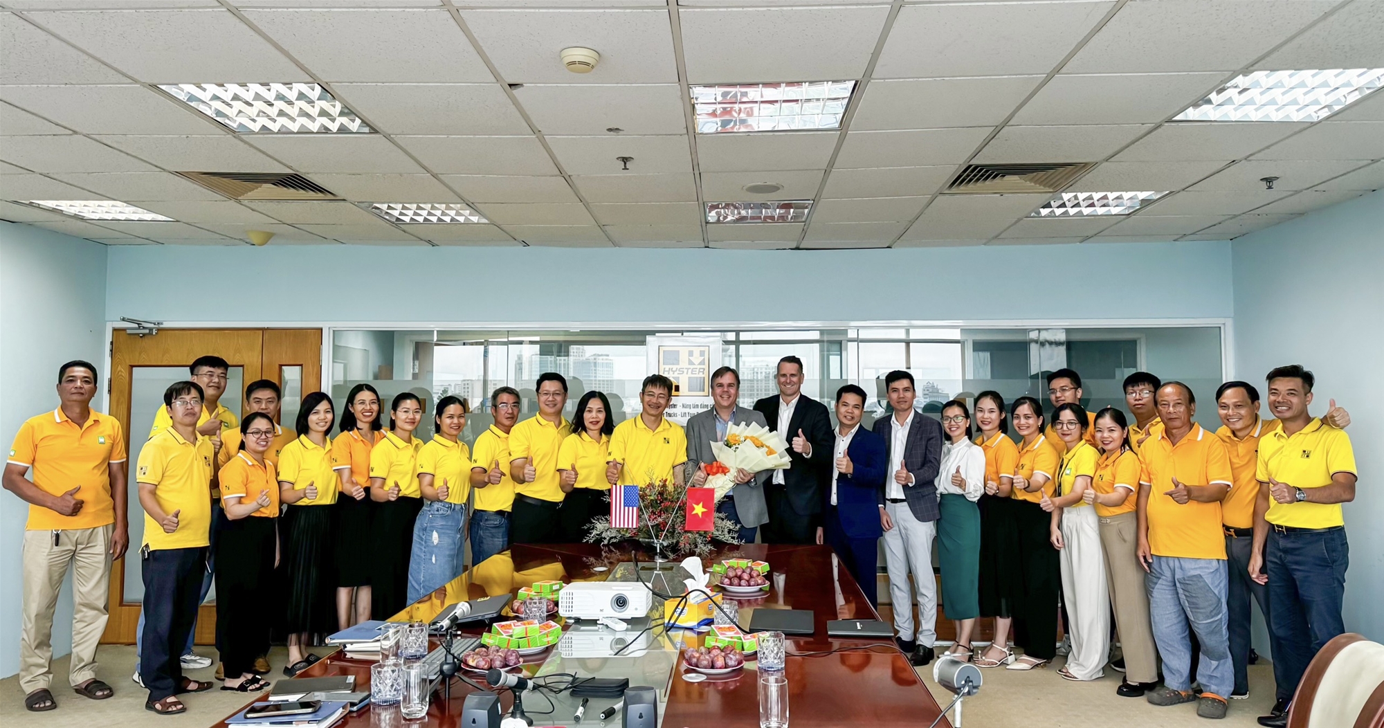 MICO HYSTER - Đại lý phân phối độc quyền xe nâng Hyster tại Việt nam