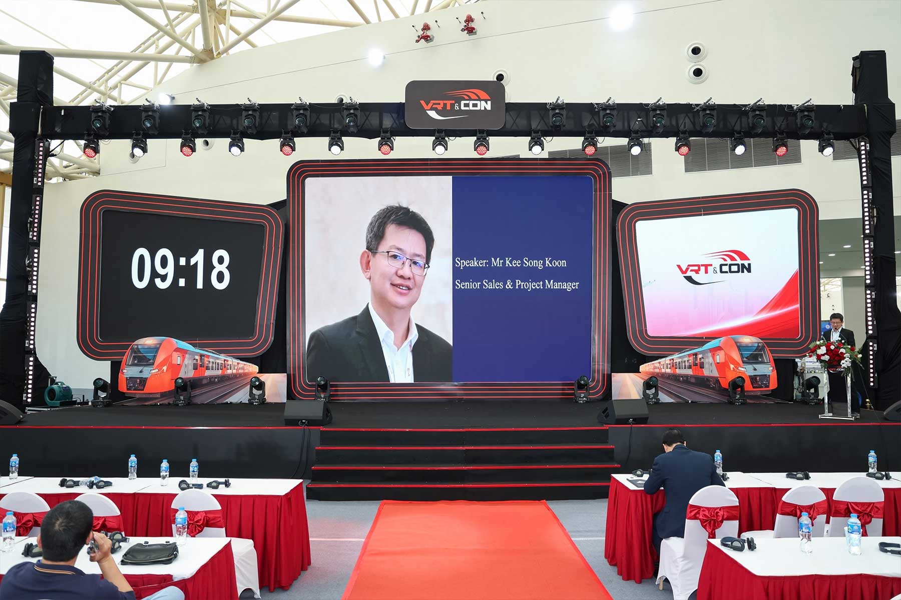 Ông Kee Song Koon Quản lý bán hàng và dự án cấp cao&nbsp;WINDHOFF Singapore phát biểu tại Triển lãm VRT&CON’2025