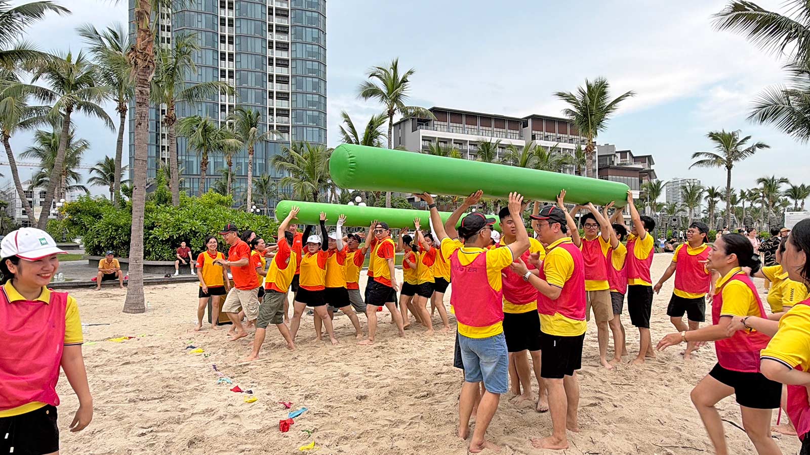 Hạ Long 2026: Kỳ nghỉ hè trong mơ | MICO GROUP Bứt phá vươn xa