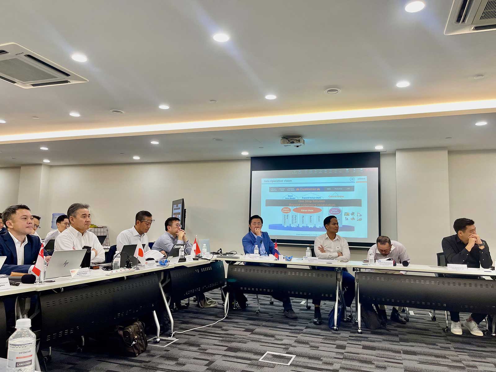 MICO LTD tham gia hội nghị Đại lý Máy xây dựng HITACHI năm 2025