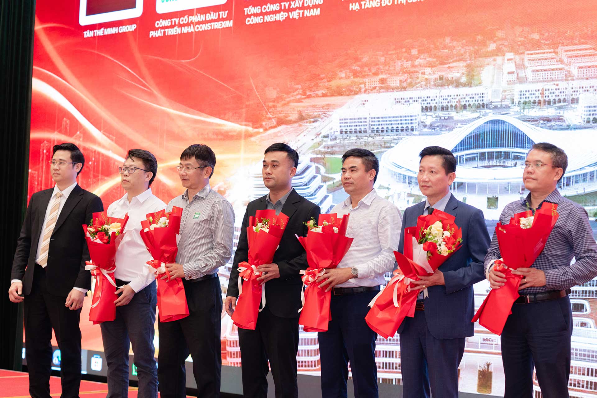 MICO GROUP tham dự Hội nghị Hợp tác cùng phát triển: Các nhà thầu xây dựng Hải Phòng, Việt Nam và quốc tế chung sức kiến tạo diện mạo mới cho thành phố Hải Phòng